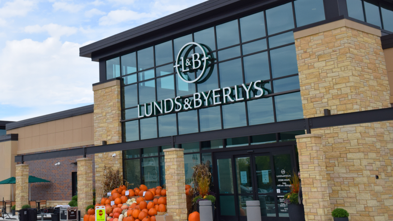Watch the Lunds & Byerlys customer video.